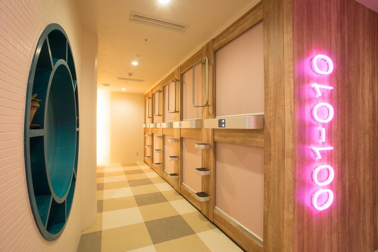 New Japan Lady'S Capsule Hotel Осака Екстериор снимка